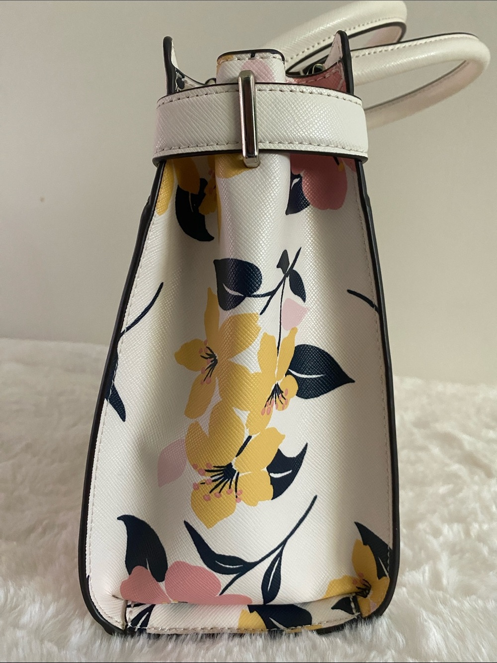 SOLD! Kate Spade New York Staci Medium Satchel in Cream Multi - Picture 5 of 17